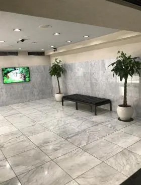 杉商ビルの外観