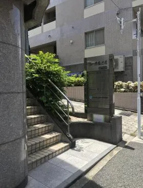 フォーカルビルの外観