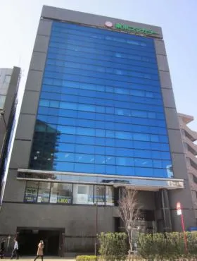 NFビルの外観