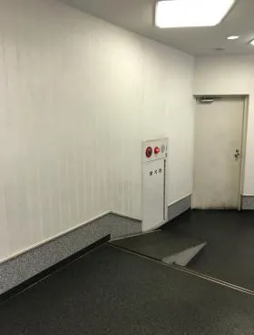 栗原ビルの外観