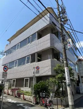 松濤栄光ビルの外観