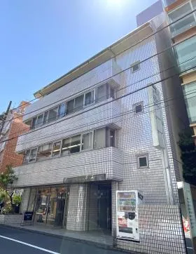 松濤栄光ビルの外観