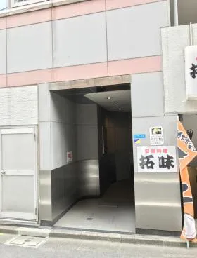 サン・ウエストビルの外観