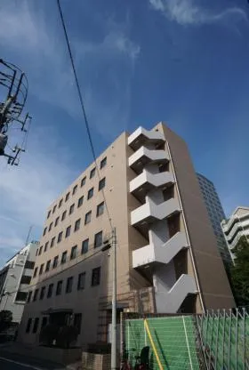 プルームビルの外観
