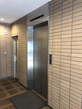プルームビルの外観
