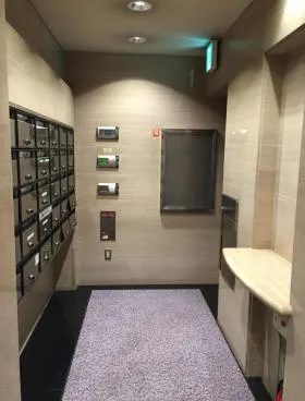 全国燃料会館の外観
