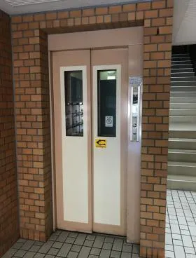 第2亀屋ビルの外観