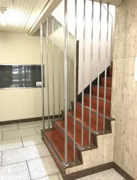 TOYA7ビルの外観