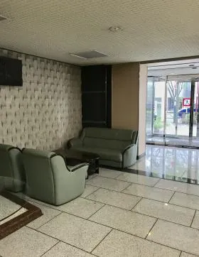 TOYA7ビルの外観