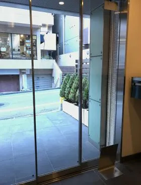 高円寺ビルの外観
