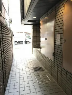 高円寺岡本ビルの外観