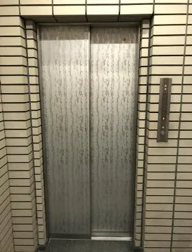 高円寺岡本ビルの外観