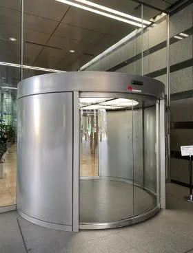 恵比寿ネオナートの外観