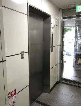 シーボニア東高円寺ビルの外観