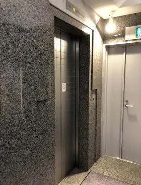 渋谷STビルの外観