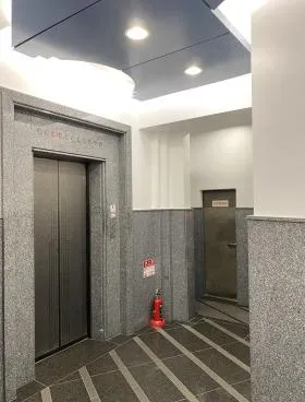 エムジー小伝馬町ビルの外観