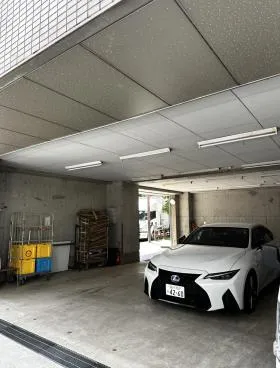 新富HJビルの外観