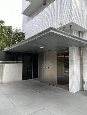 ヒューリック目黒三田(旧:Primegate目黒三田)ビルの外観