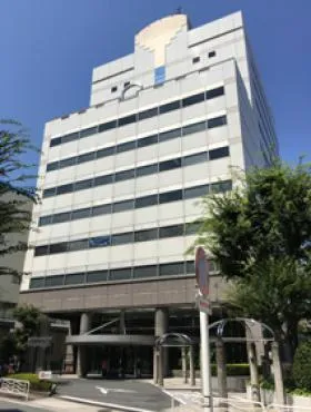 ヤマタネビルの外観