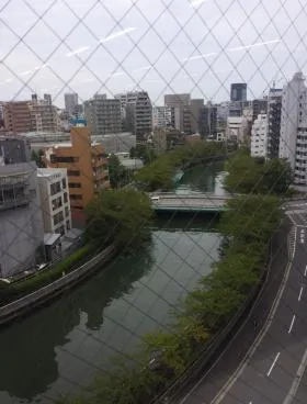 ヤマタネビルの外観
