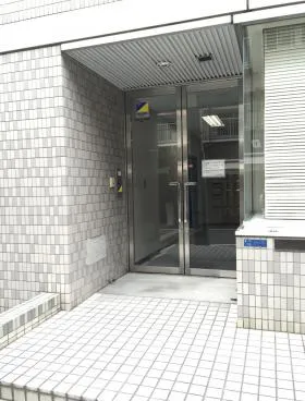 タニビルの外観