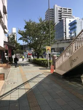 日高ビルの外観