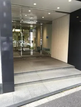 いちご南大塚ビルの外観