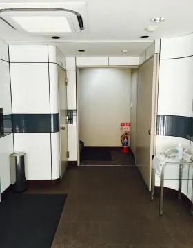 クロス本社ビルの外観