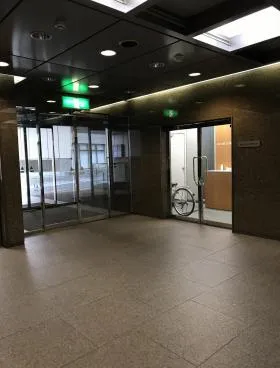 マニュライフプレイス九段南の外観
