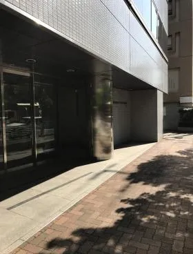 新大橋リバーサイドビル101の外観