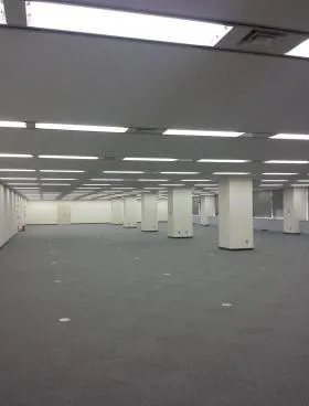 新宮ビルの外観