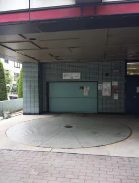 新宮ビルの外観