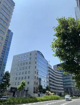 麹町ロイヤルビルの外観