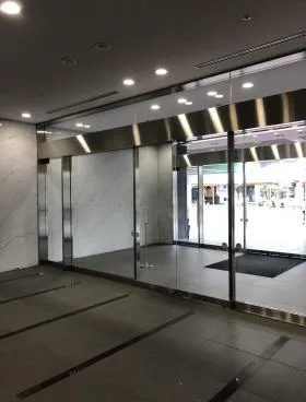 東京イースト21ビジネスセンタービルの外観