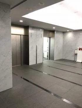 東京イースト21ビジネスセンタービルの外観