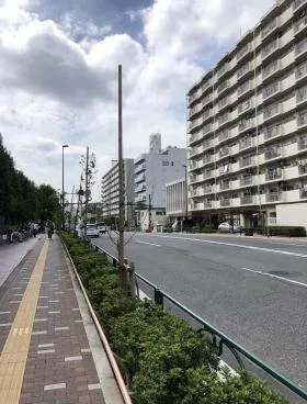 東京イースト21ビジネスセンタービルの外観