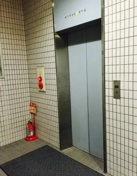 田崎ビルの外観