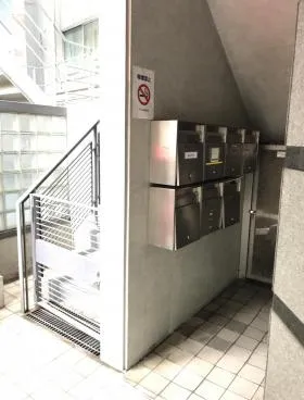 APPLE OHMIビルの外観