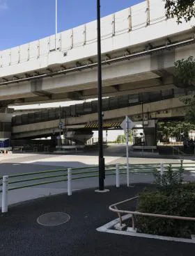 福住石橋ビルの外観
