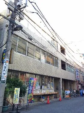 越後屋ビルの外観