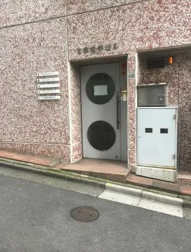 文京尚学ビルの外観
