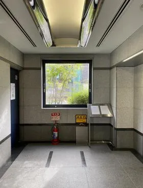 WESTALL四谷ビル (旧:KDX四谷ビルの外観