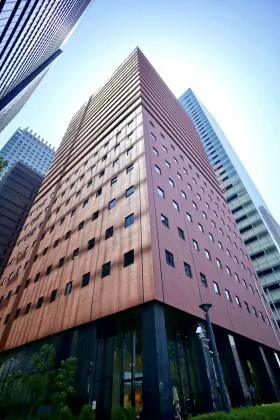 KDDI大手町ビルの外観