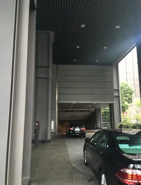 新丸の内ビルディングの外観
