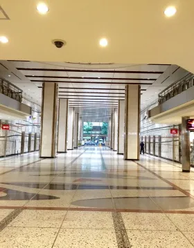 新東京ビルの外観
