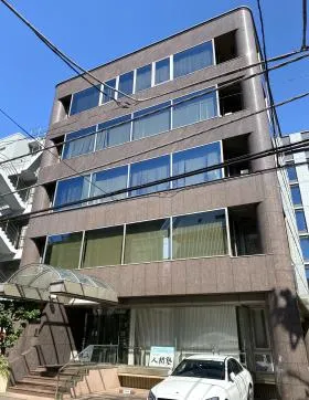 セブネスビルの外観