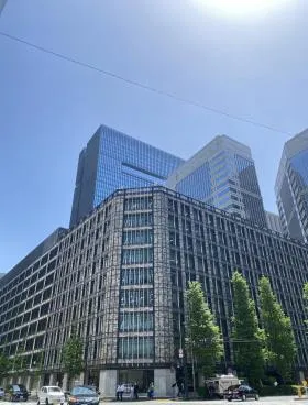 大手町ビルの外観