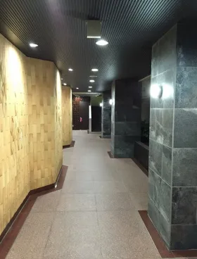USビルの外観