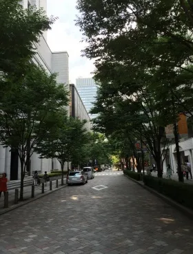 新有楽町ビルの外観