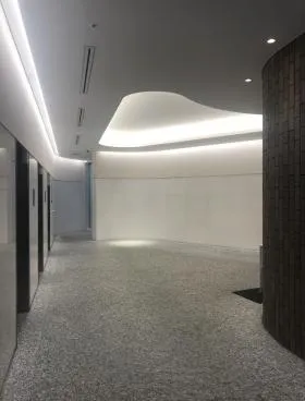 X-PRESS有楽町の外観